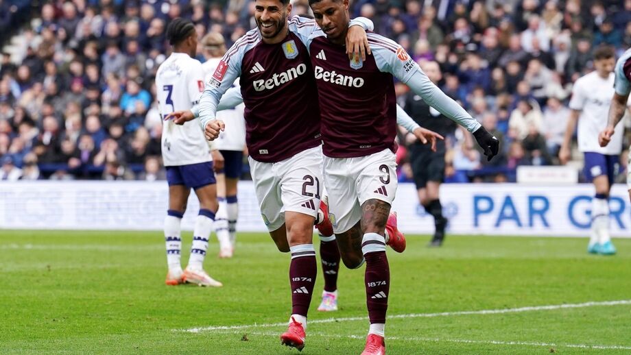 Dupla em destaque na equipa do Aston Villa