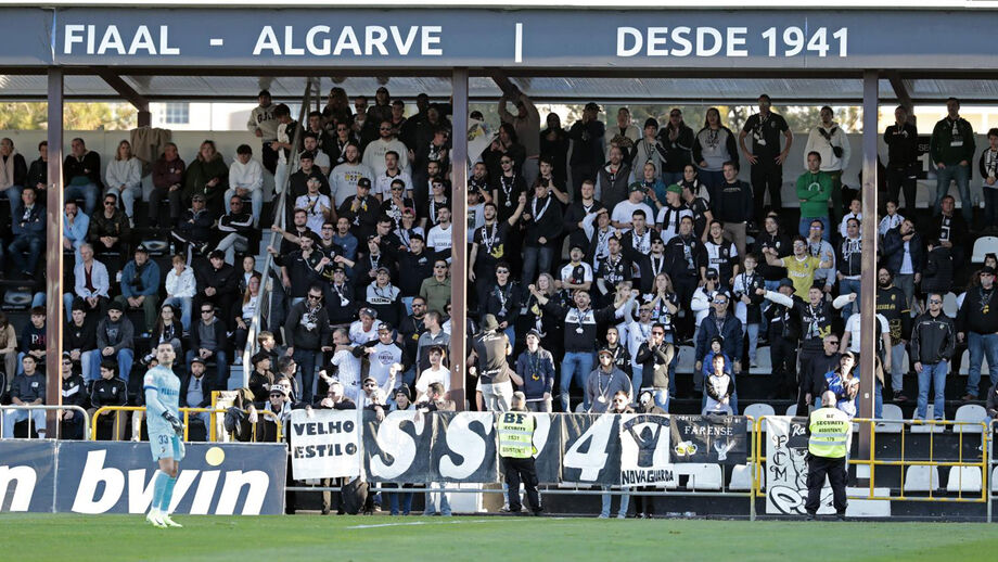 Adeptos do Farense estarão em peso nas bancadas para o jogo com o E. Amadora
