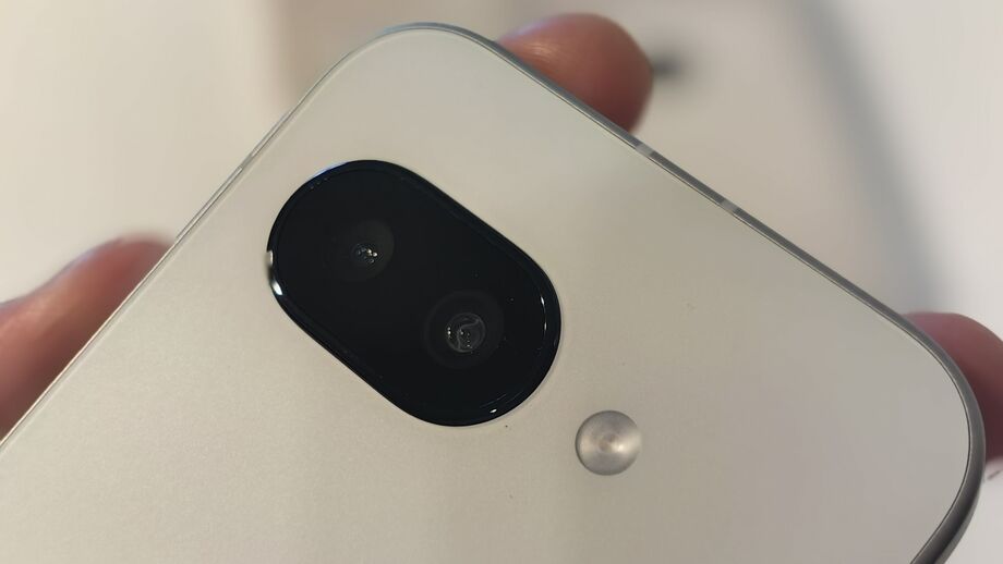 Pixel 9a tem câmara dupla, mas entrega boa qualidade de fotos
