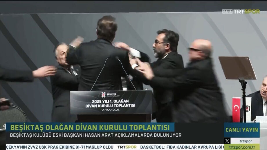 As imagens da confusão na AG do Besiktas