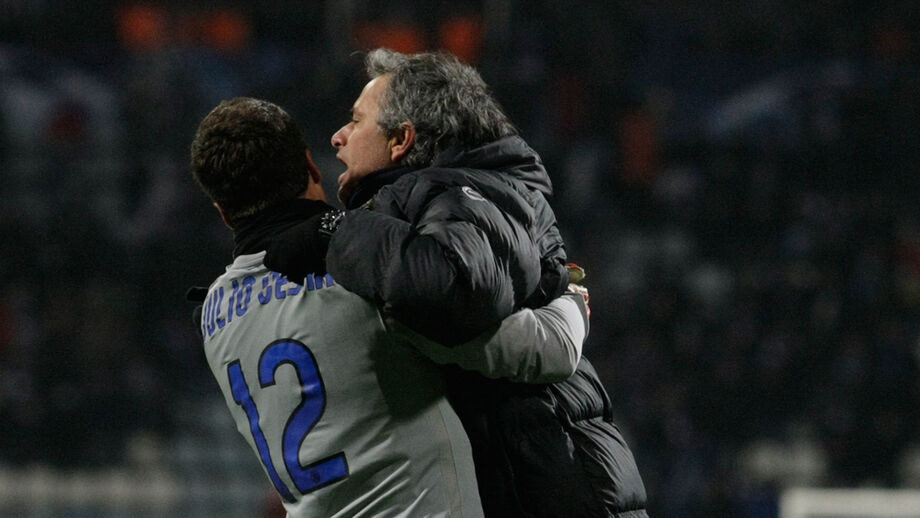 Mourinho com Júlio César em 2009