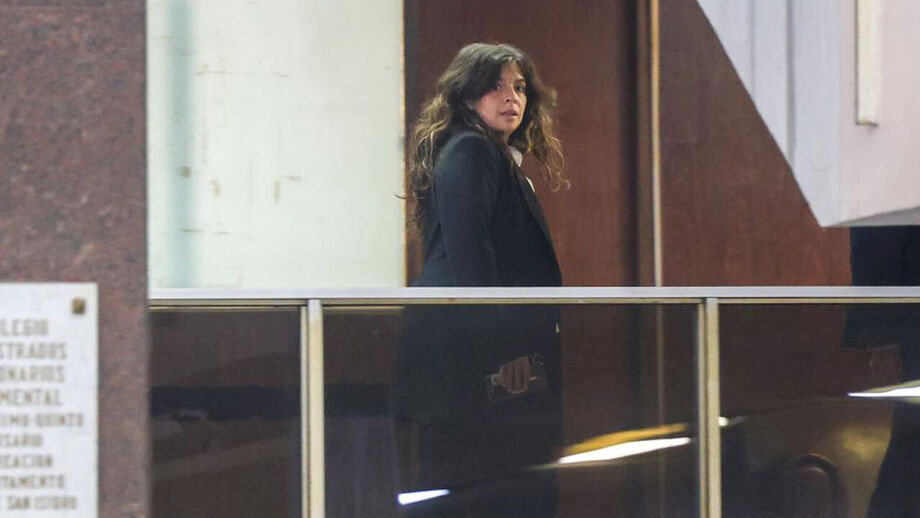 Dalma Maradona no julgamento dos profissionais de saúde 