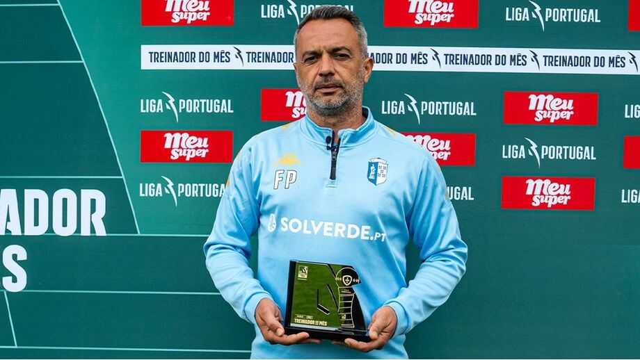 Fábio Pereira, treinador do mês de março da 2ª Liga