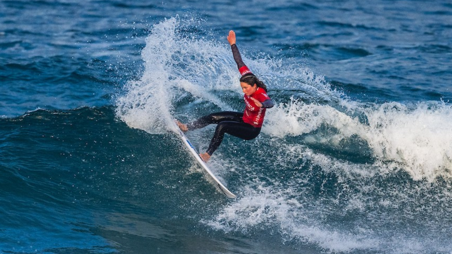 Francisca Veselko em ação no Caparica Surf Fest