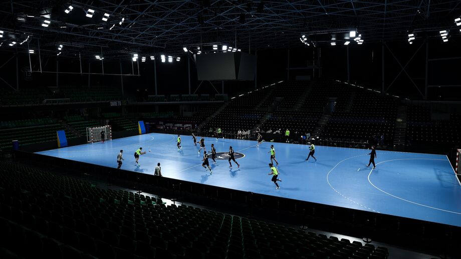 Leões treinaram no H Arena palco do jogo