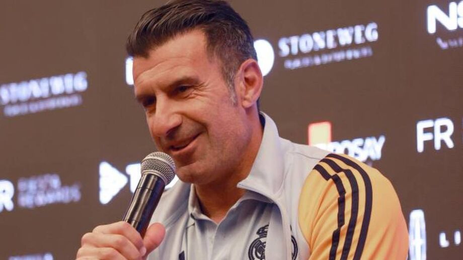 Figo e a Bola de Ouro: «Costumo ter um gosto diferente de quem vota»