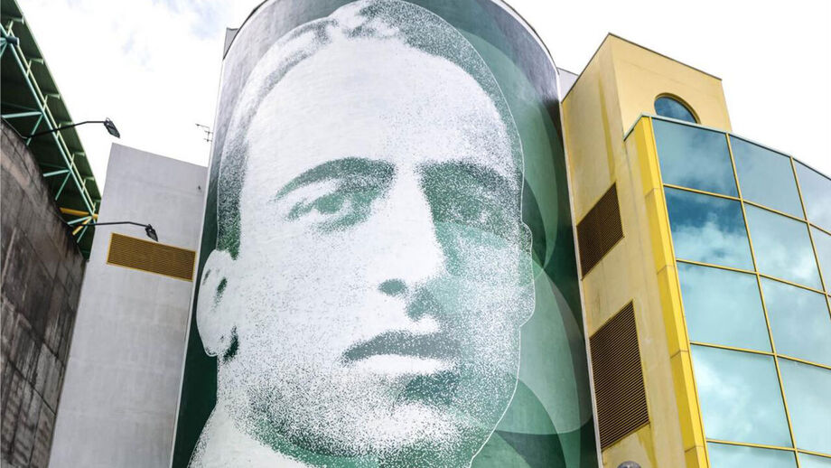 Mural de José Alvalade no estádio