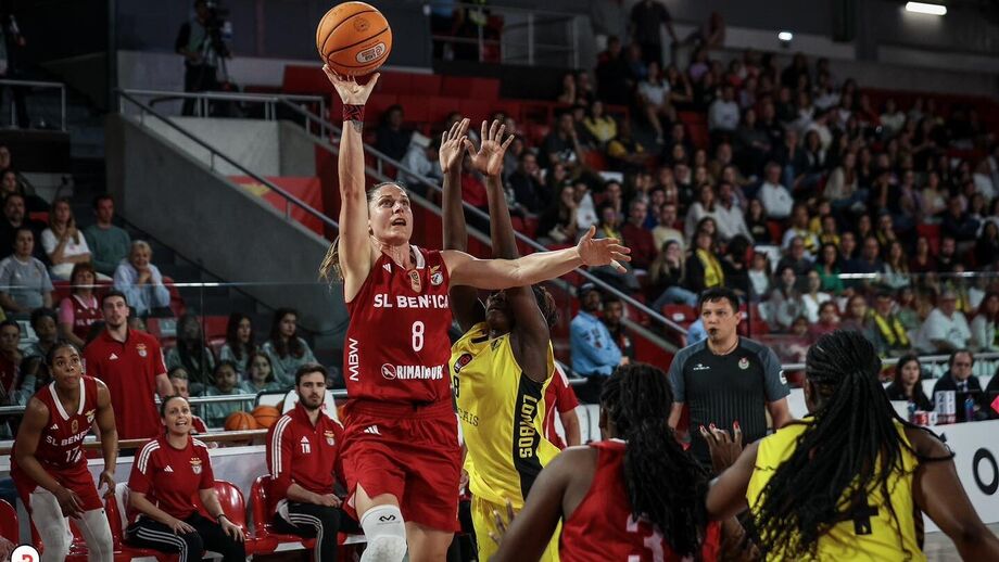 Benfica venceu em casa