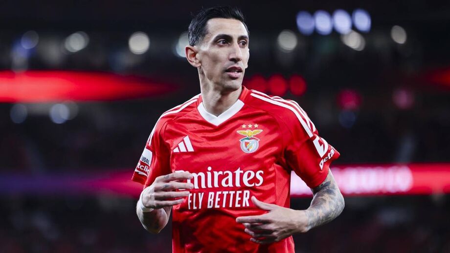 Di María em ação pelo Benfica