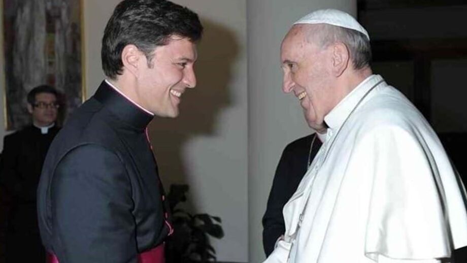 Cónego António Saldanha com o Papa Francisco