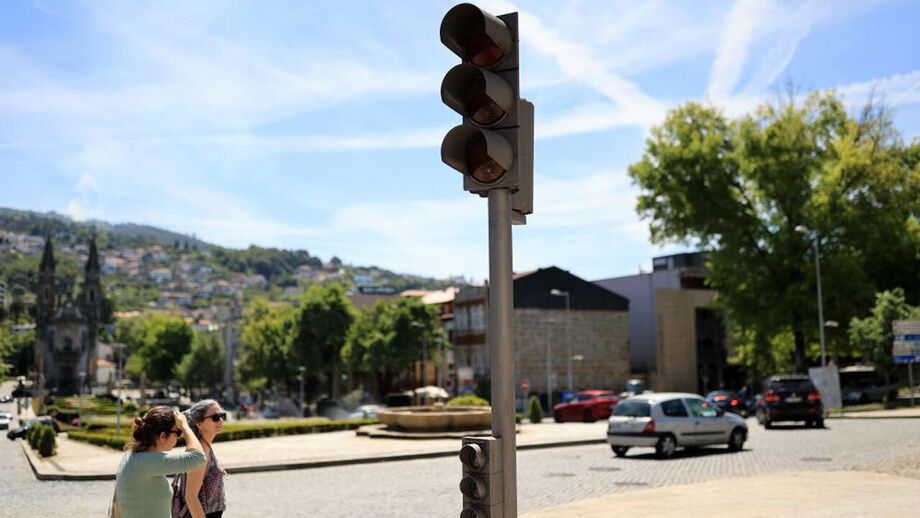 Redes Energéticas Nacionais diz ser ainda impossível prever quando situação estará normalizada