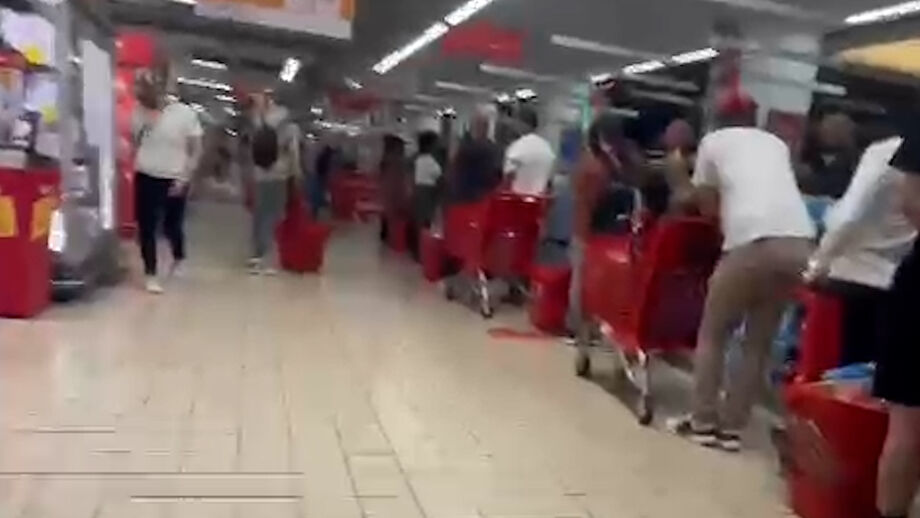 Enorme corrida por bens essenciais