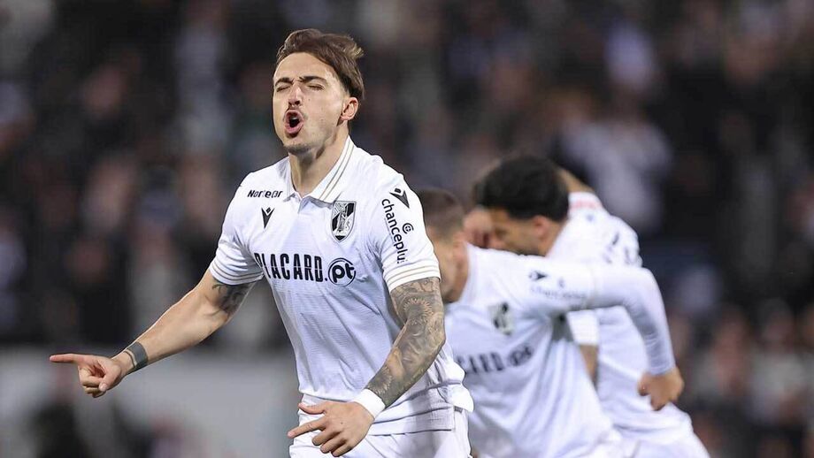 João Mendes, jogador do Vitória