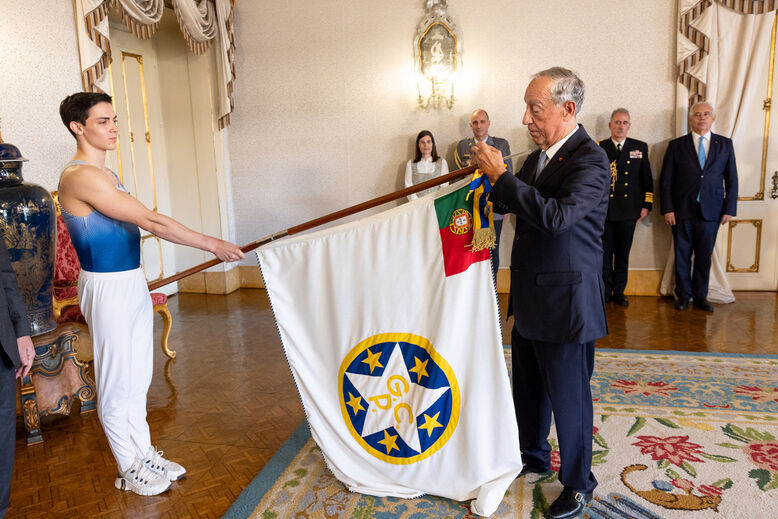 Ginásio Clube Português homenageado pelo Presidente da República