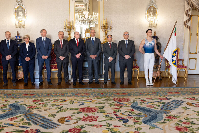 Ginásio Clube Português homenageado pelo Presidente da República