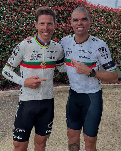 Pepe e Rui Costa treinaram juntos