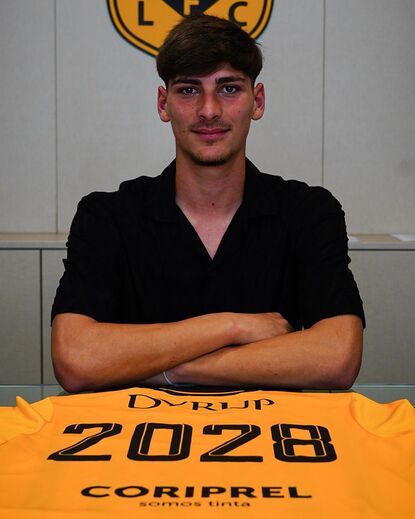 Bruno Faria renova com o Lus. Lourosa