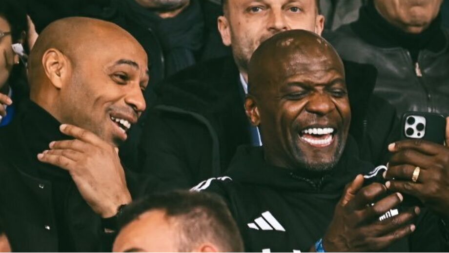 Thierry Henry e Terry Crews divertido durante encontro do Como