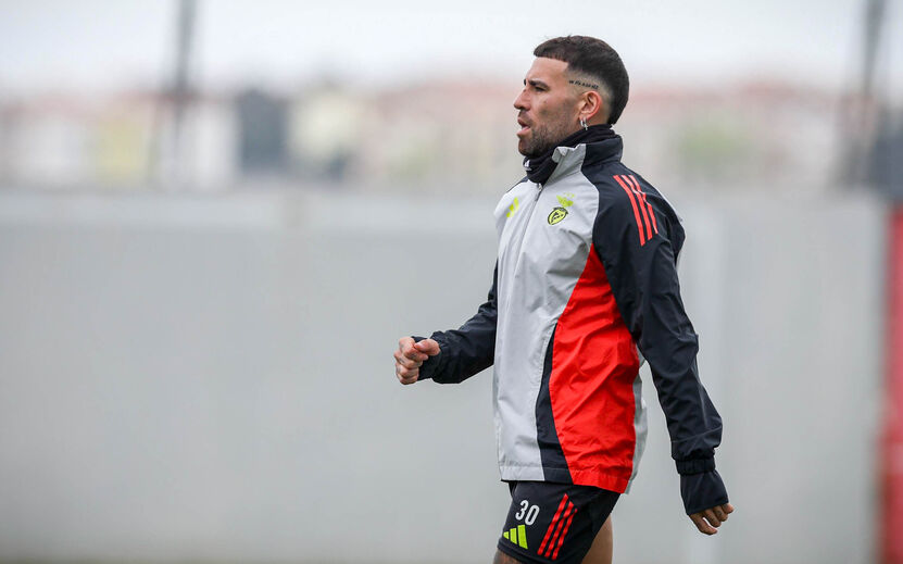 A nova tatuagem de Nicolás Otamendi