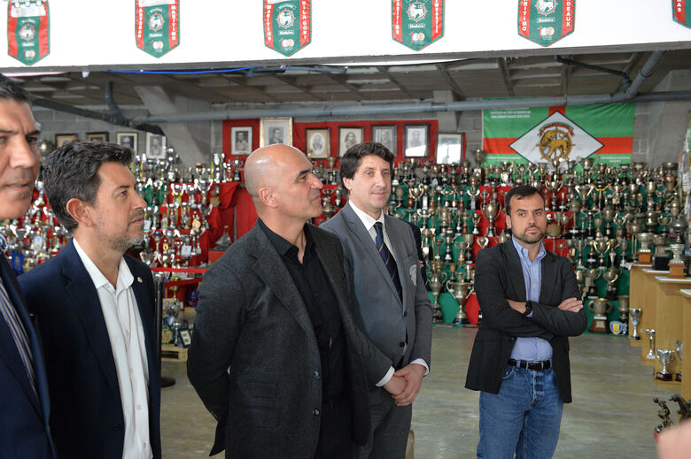 Roberto Martínez visita Marítimo 