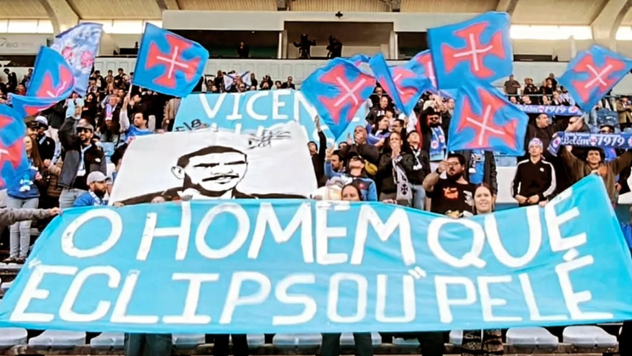 «O homem que 'eclipsou' Pelé»: adeptos do Belenenses homenageiam Vicente Lucas