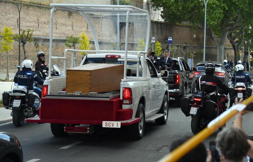 Cortejo fúnebre do Papa Francisco