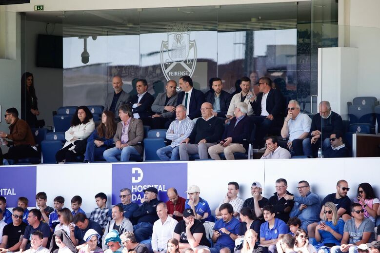 Jorge Costa e Zubizarreta no Feirense-FC Porto B