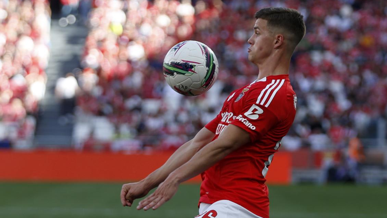 Dahl em ação pelo Benfica