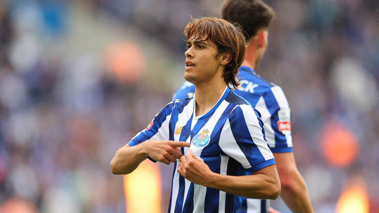 Rodrigo Mora, médio do FC Porto