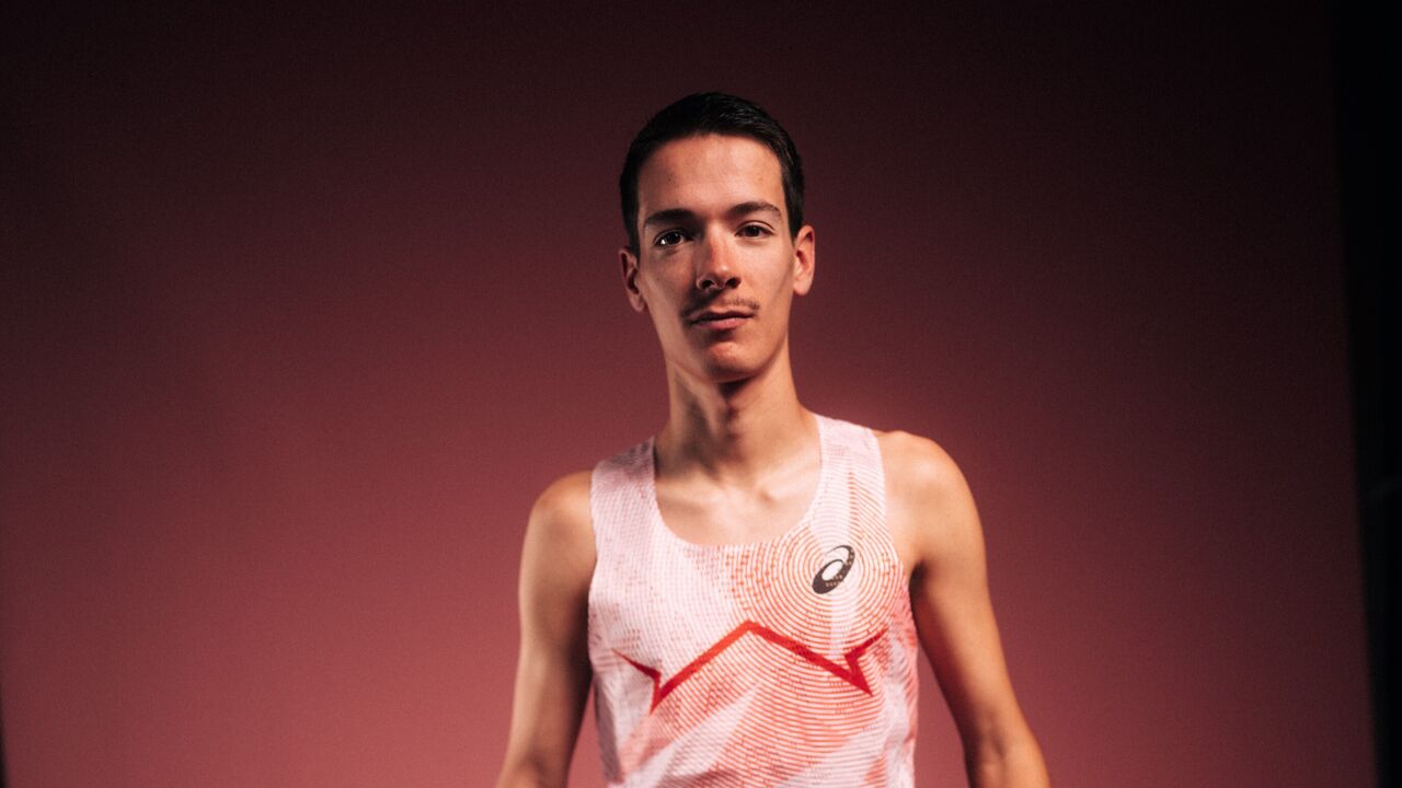 Duarte Gomes com as cores da Asics