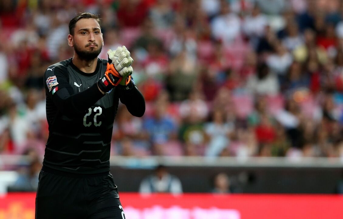 Gigi em ação por Itália