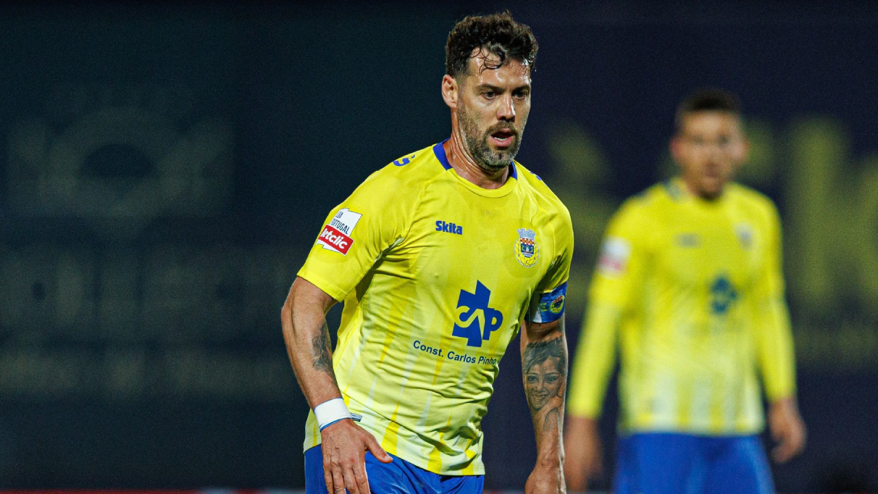 David Simão, médio e capitão do Arouca