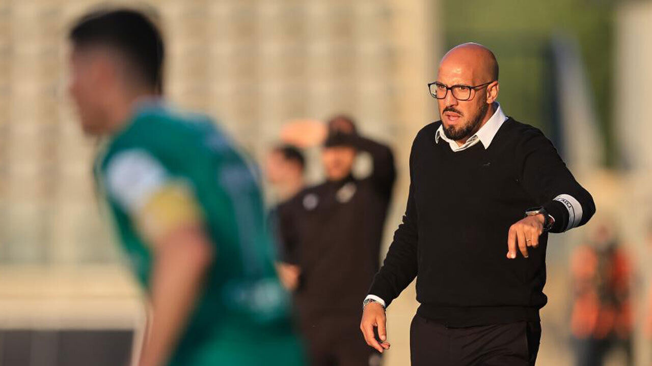 José Faria, treinador do E. Amadora