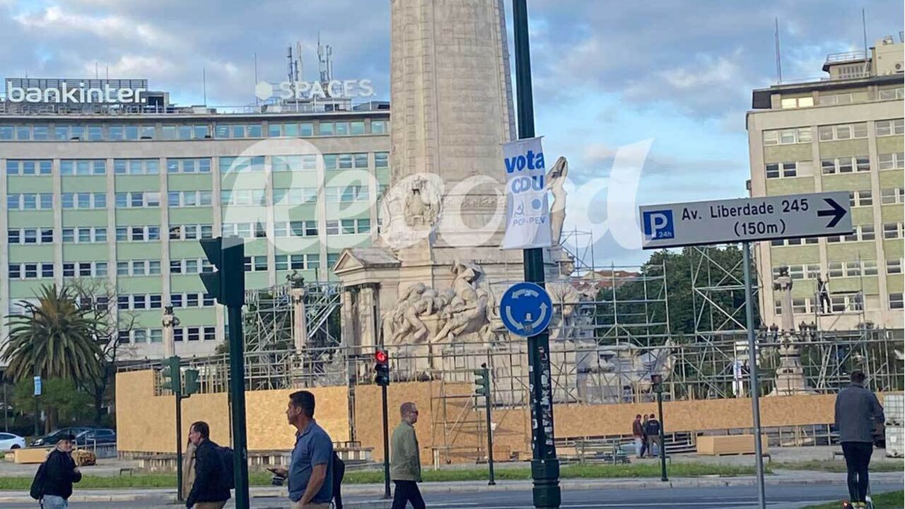 Operação Marquês de Pombal segue a todo o gás: Palco do campeão já começou a ser montado