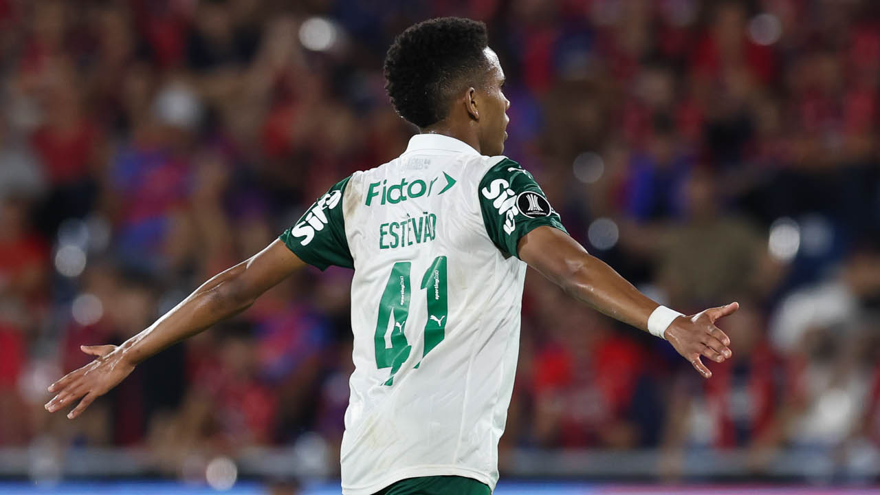 Estêvão marcou o primeiro golo da vitória do Palmeiras sobre o Cerro Porteño na fase de grupos da Libertadores