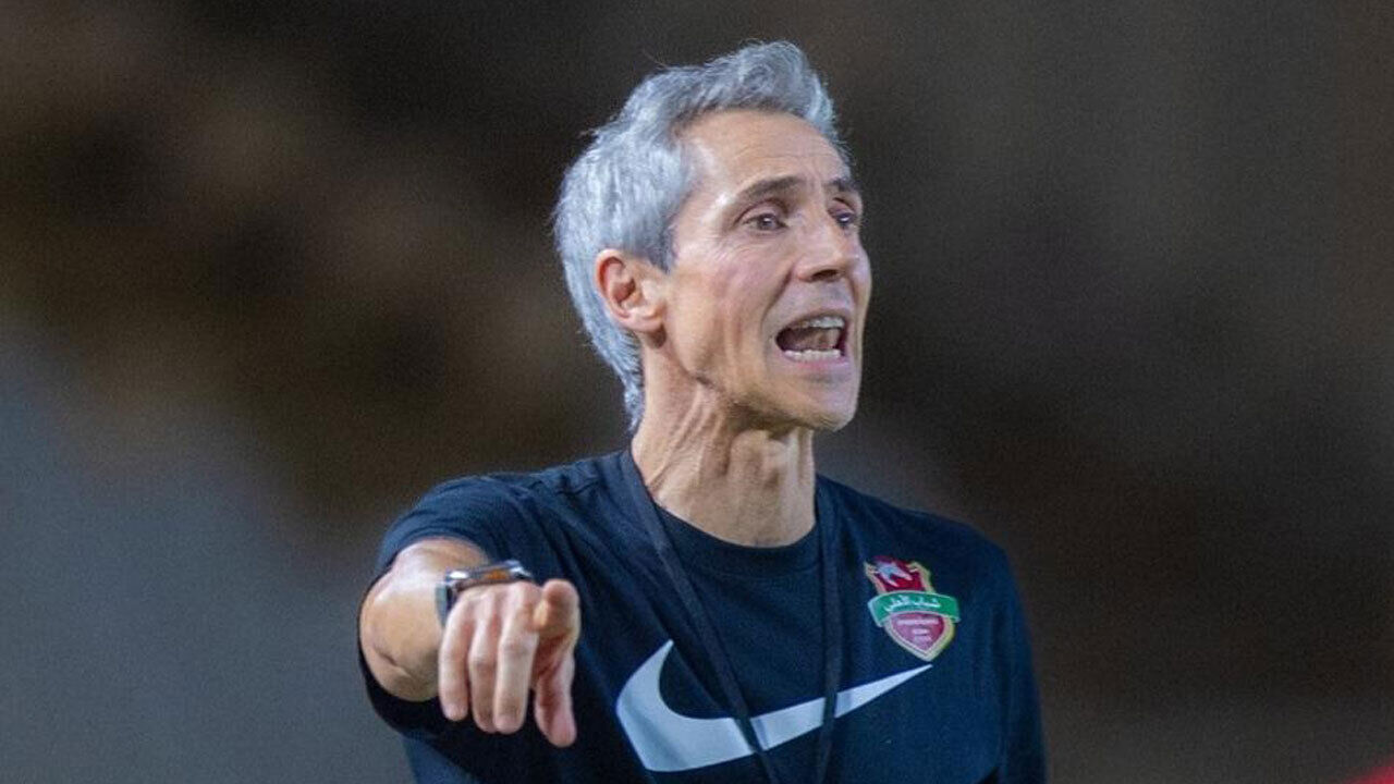 Paulo Sousa, treinador do Shabab Al Ahli