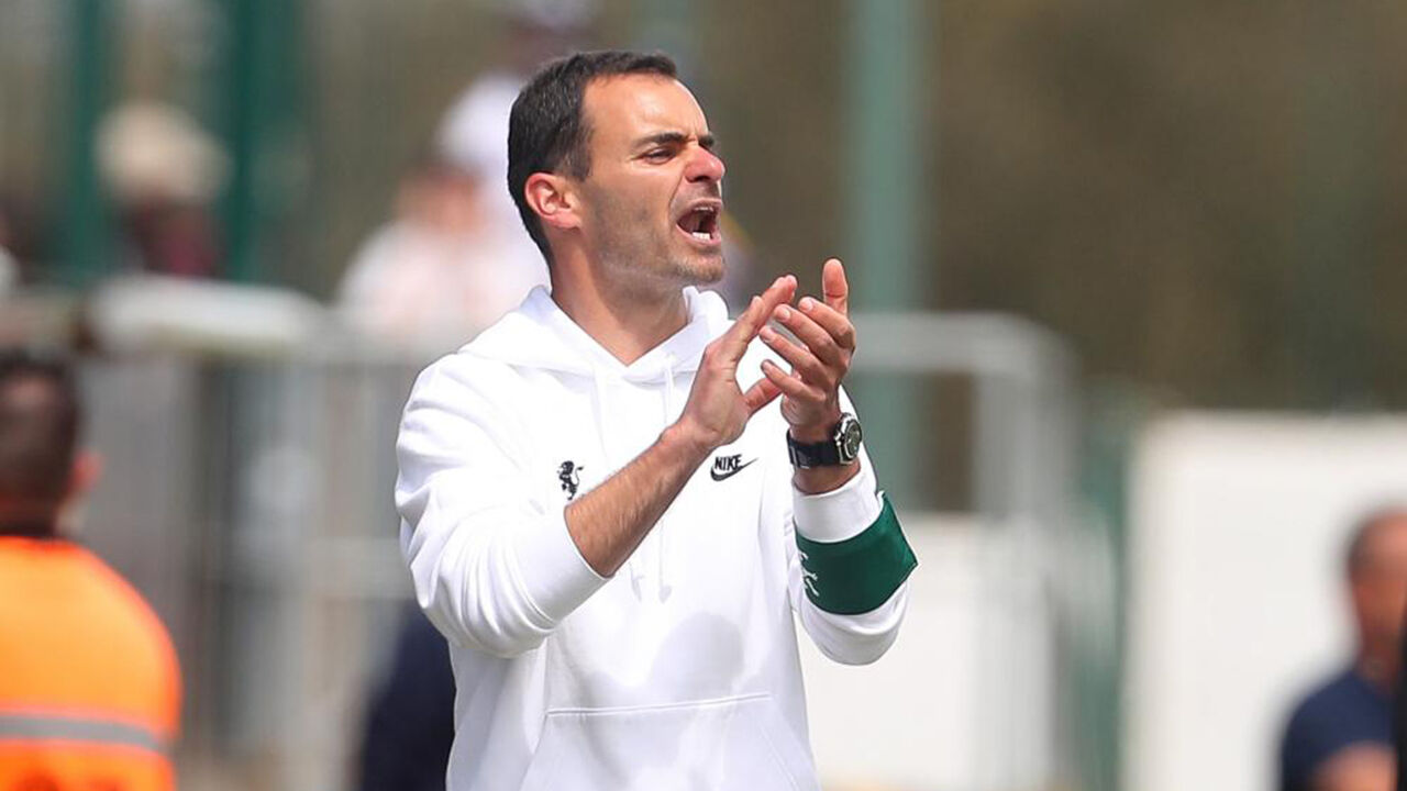 João Gião comanda a equipa B