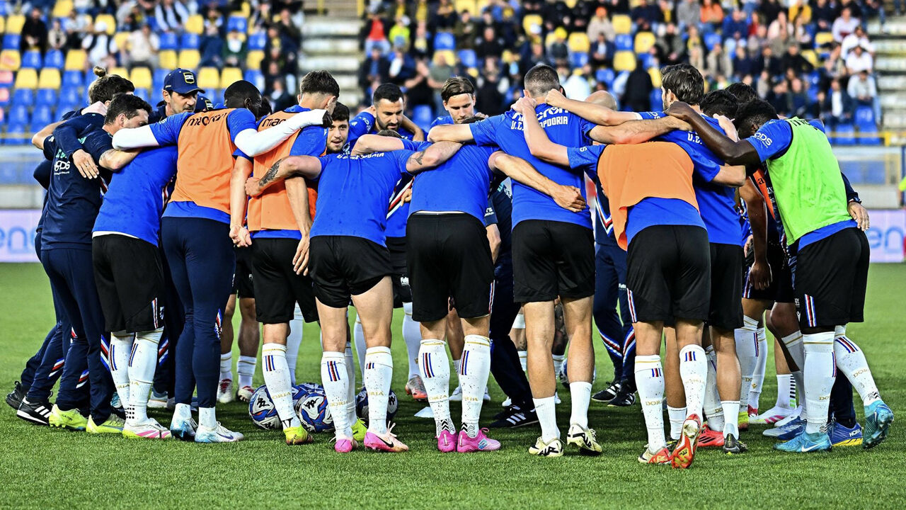 O plantel da Sampdoria no relvado
