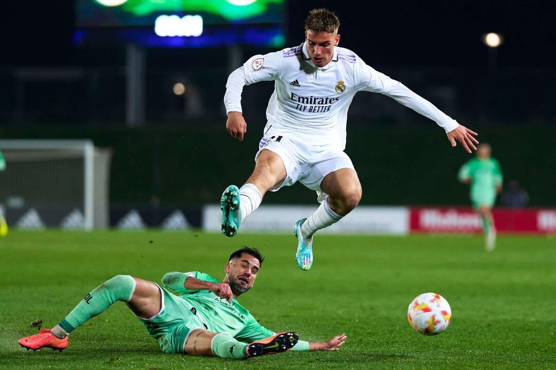 Iker Bravo sobre trocar Barcelona pelo Real: «Compreendo aqueles que me chamam de mercenário e traidor»