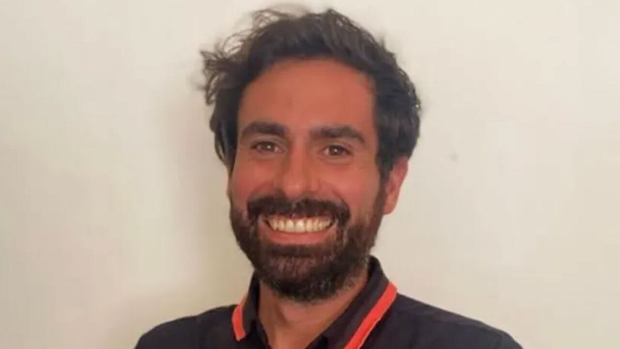 Marcos Marques é treinador de uma escola do Benfica em São João da Talha, em Loures