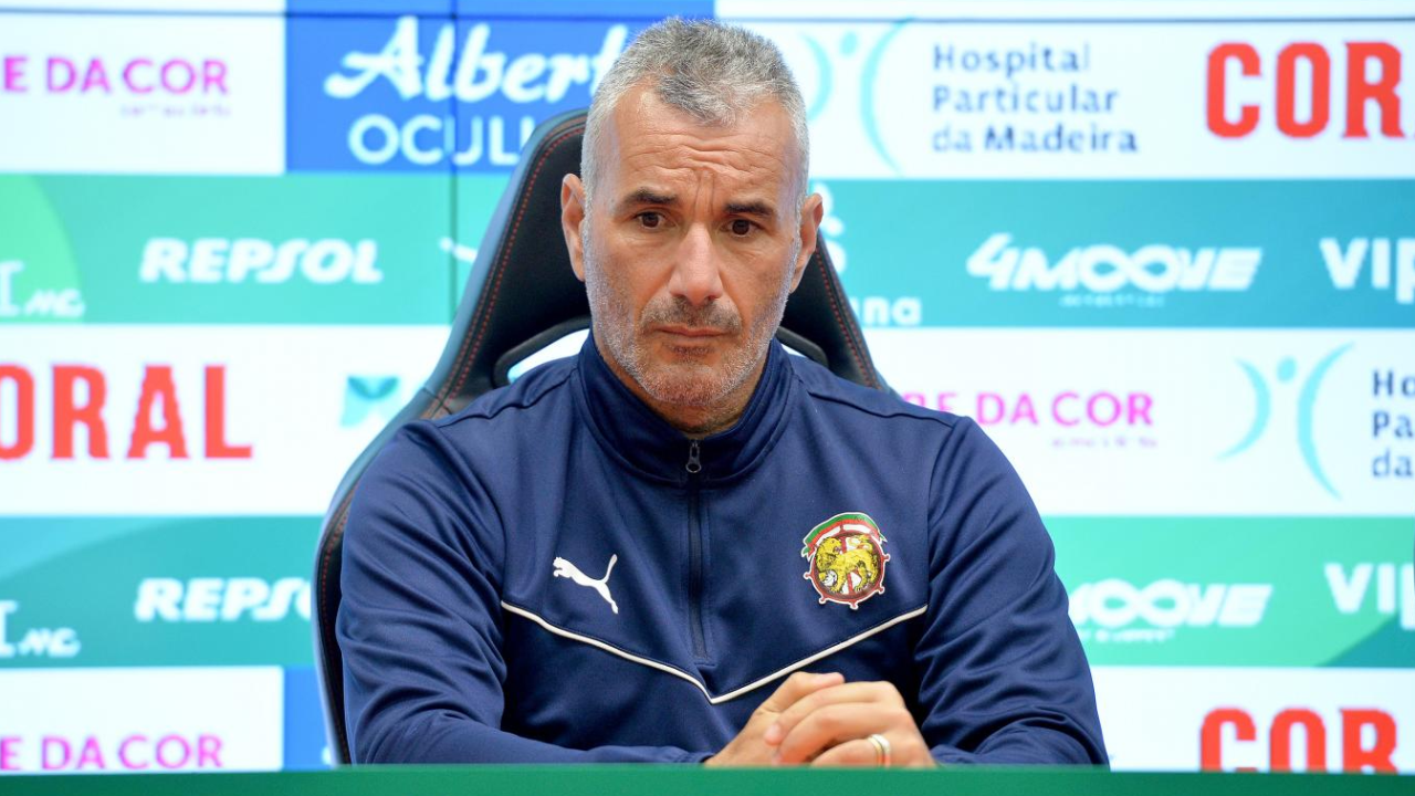 Ivo Vieira, treinador do Marítimo em conferência de imprensa