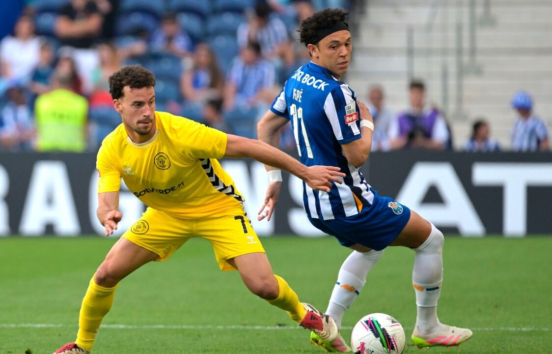 Pepê em ação diante do Nacional