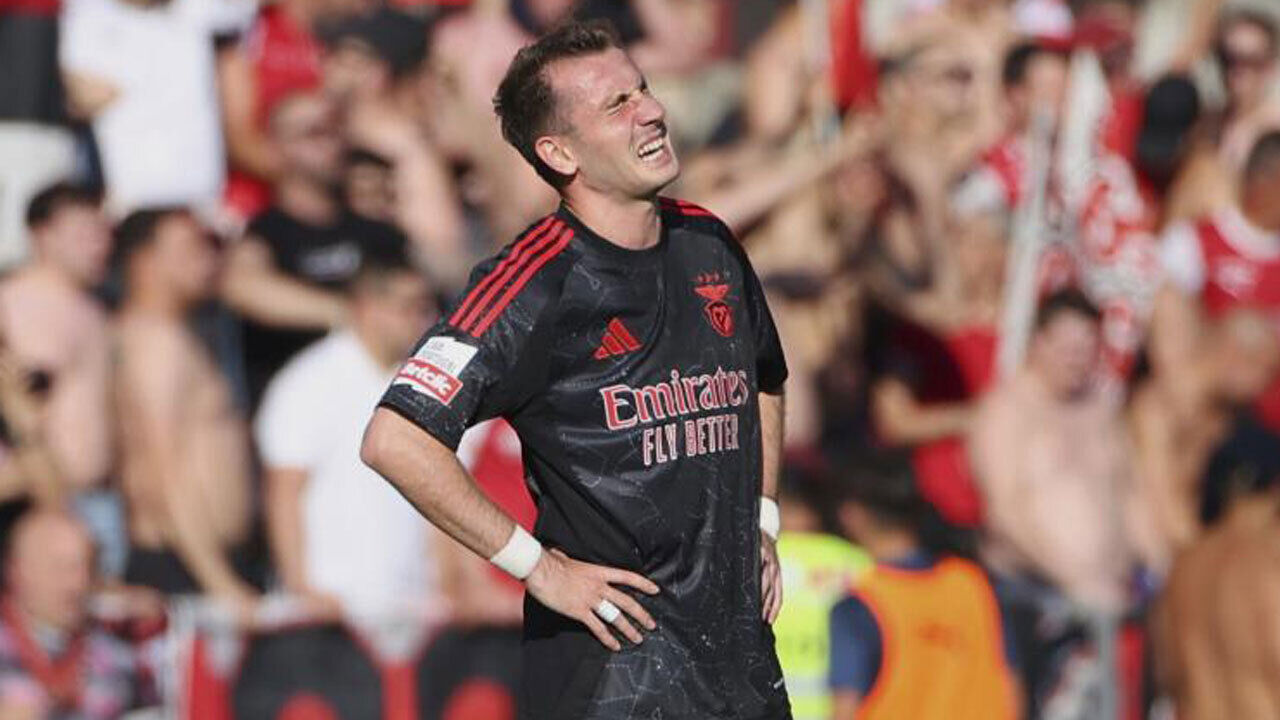 Aktürkoglu, extremo do Benfica