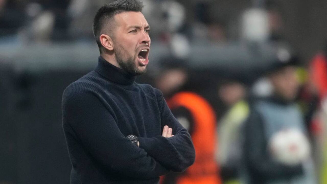 Francesco Farioli deixou o comando técnico do Ajax
