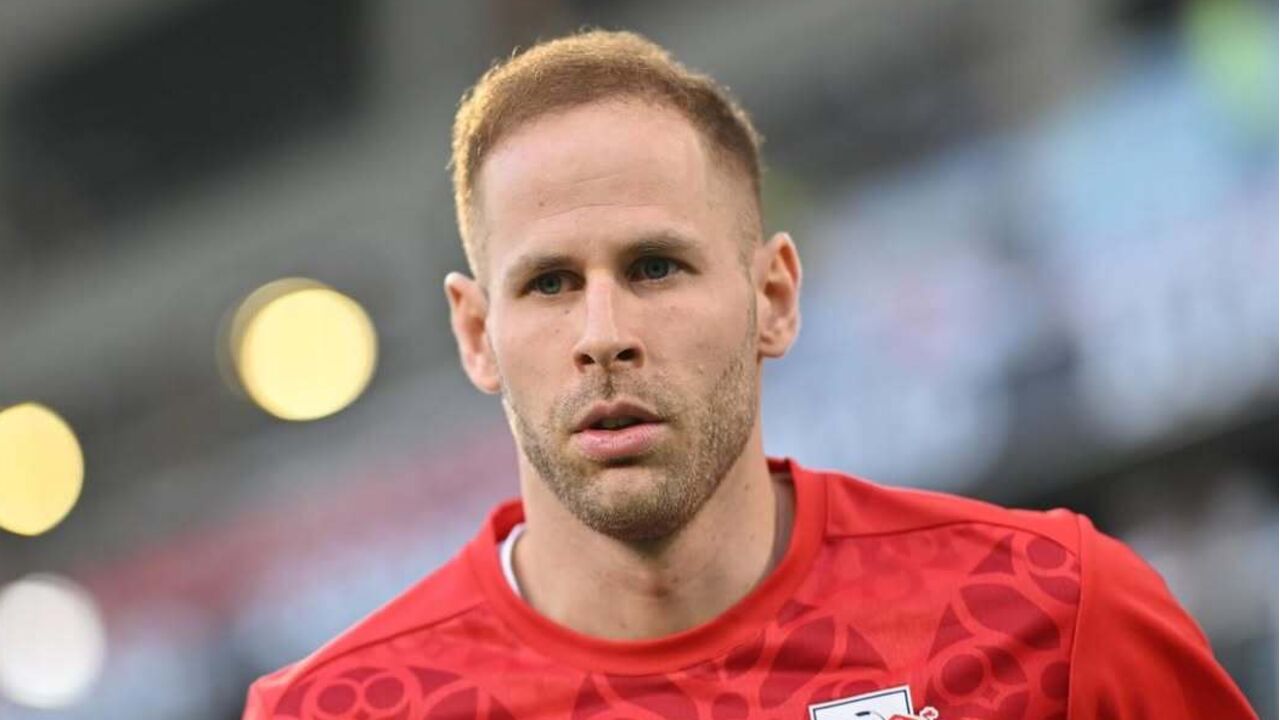Peter Gulácsi com a camisola do RB Leipzig