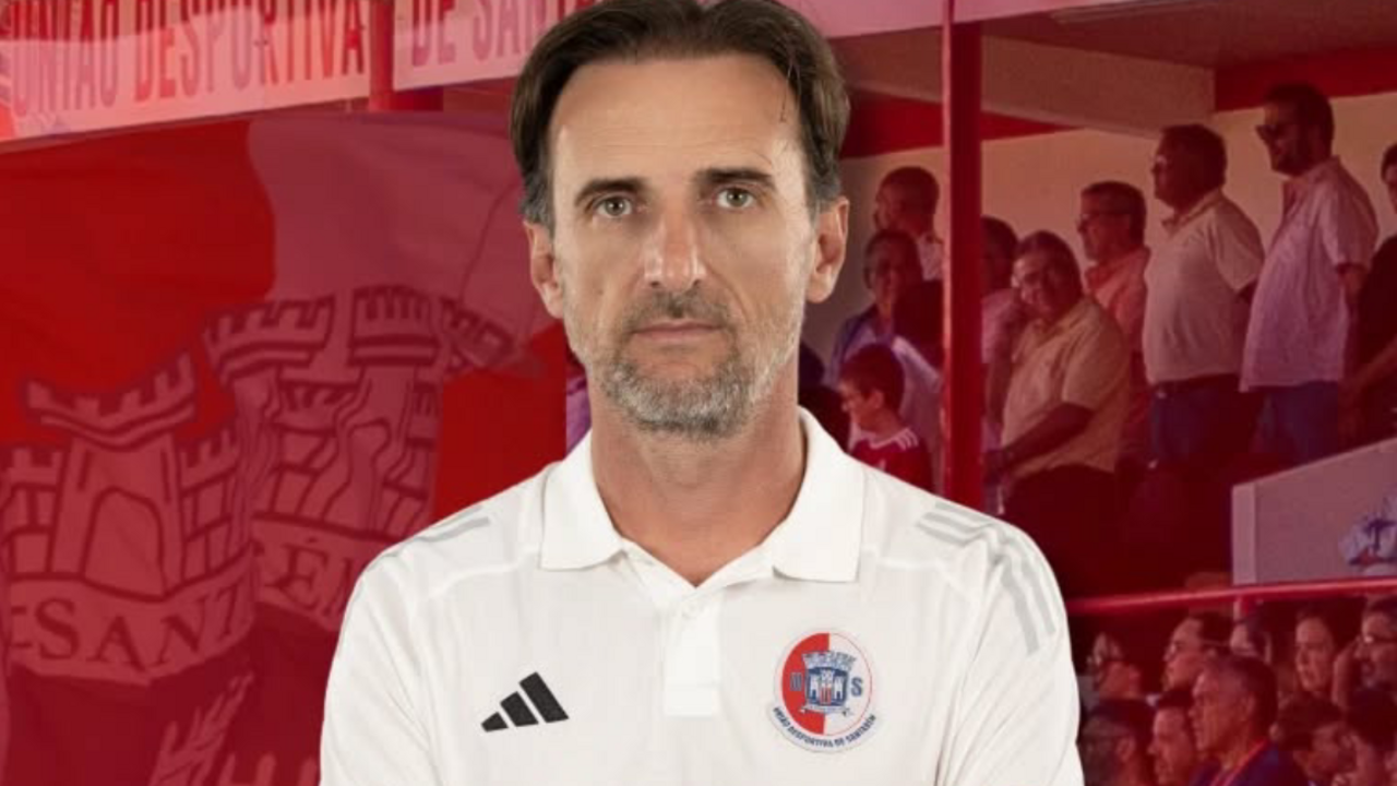 Carlos Fernandes renova contrato com a União de Santarém