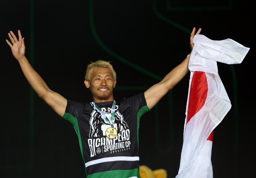 Morita a celebrar o bicampeonato