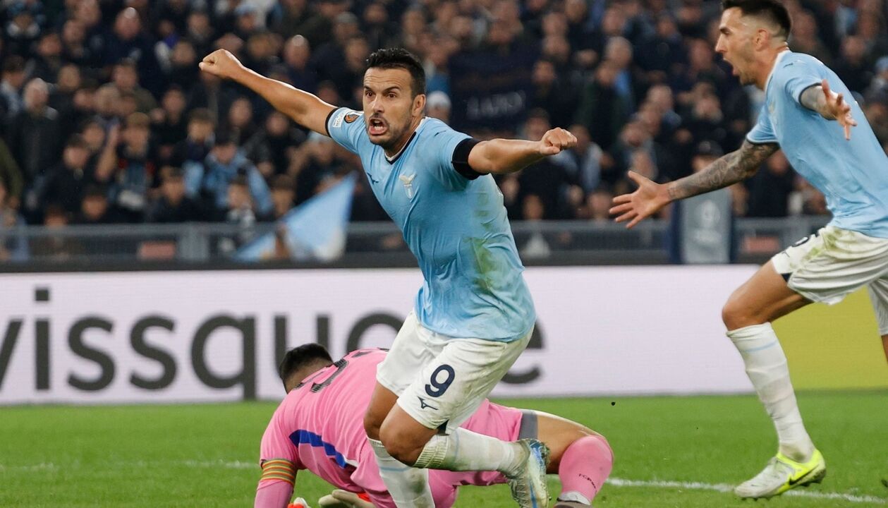 Pedrito em destaque no ataque laziale