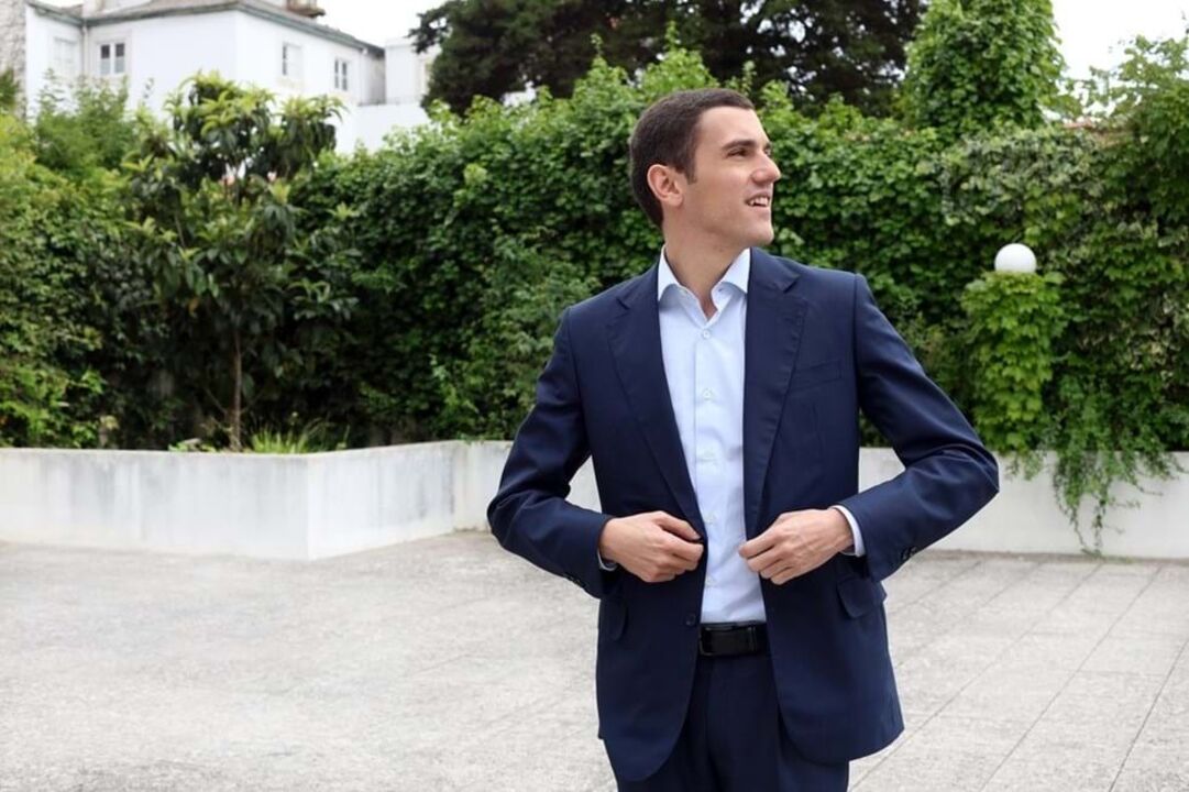 Além de eurodeputado, Sebastião Bugalho tem espaços de comentário político na CNN/Portugal e no jornal Expresso