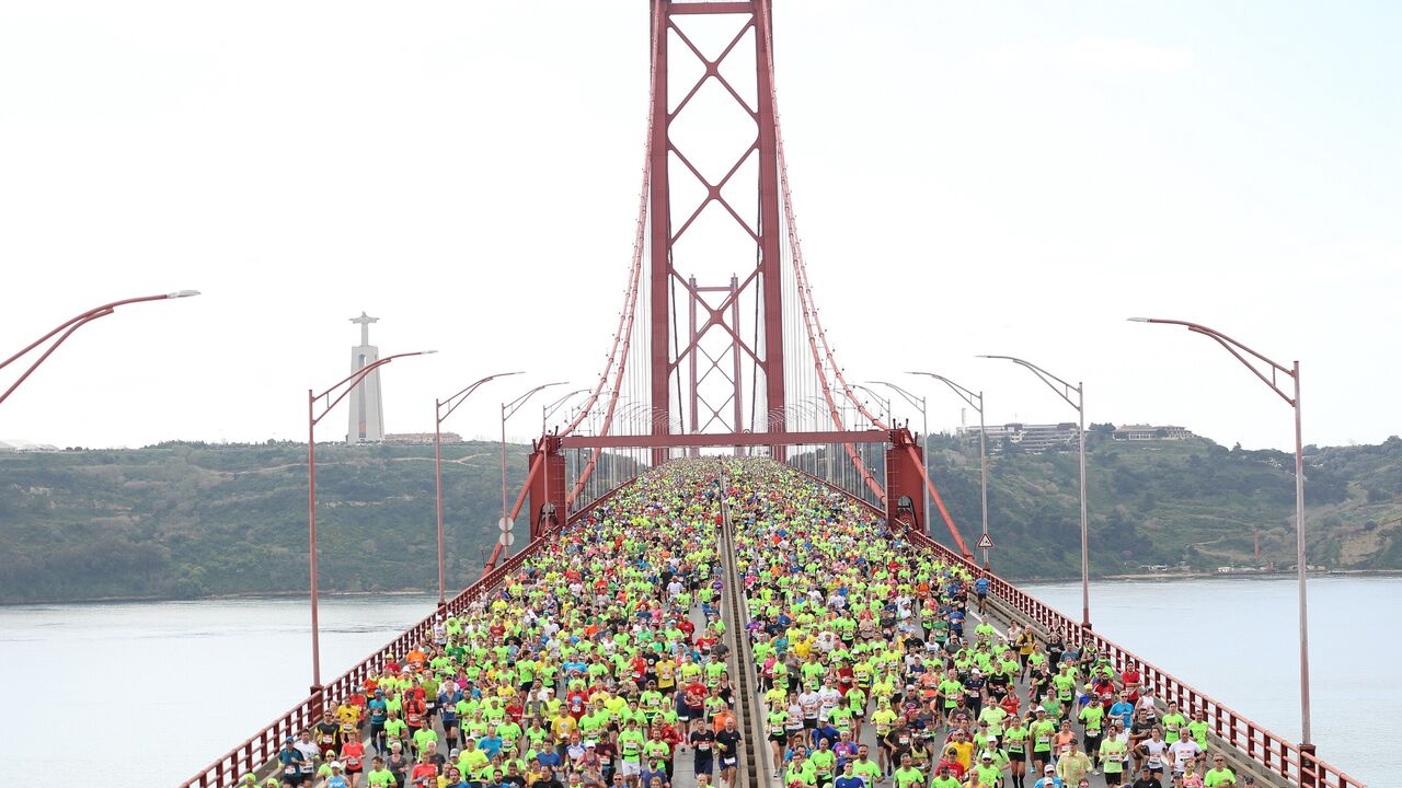 Vista da Ponte 25 de Abril